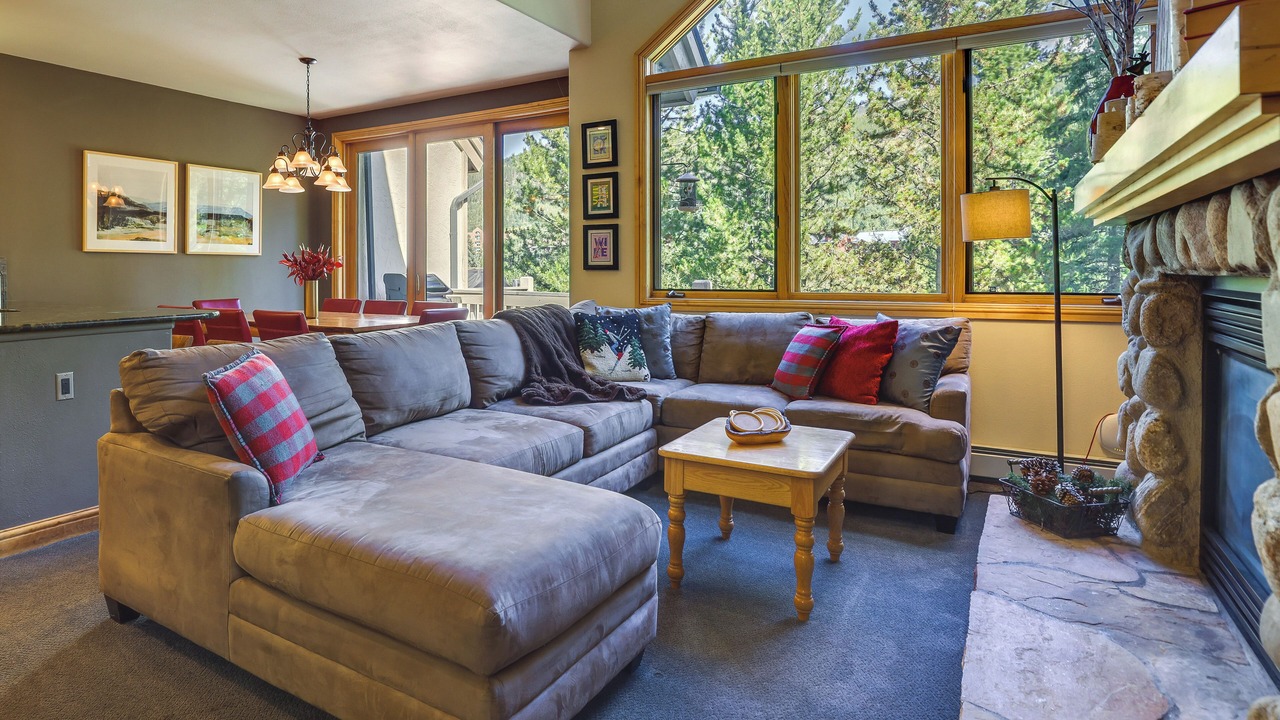 Photo of Livingroom in Mountain House