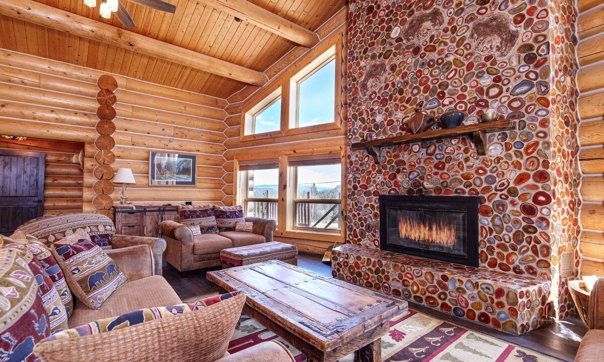 Photo of Livingroom in Lake George