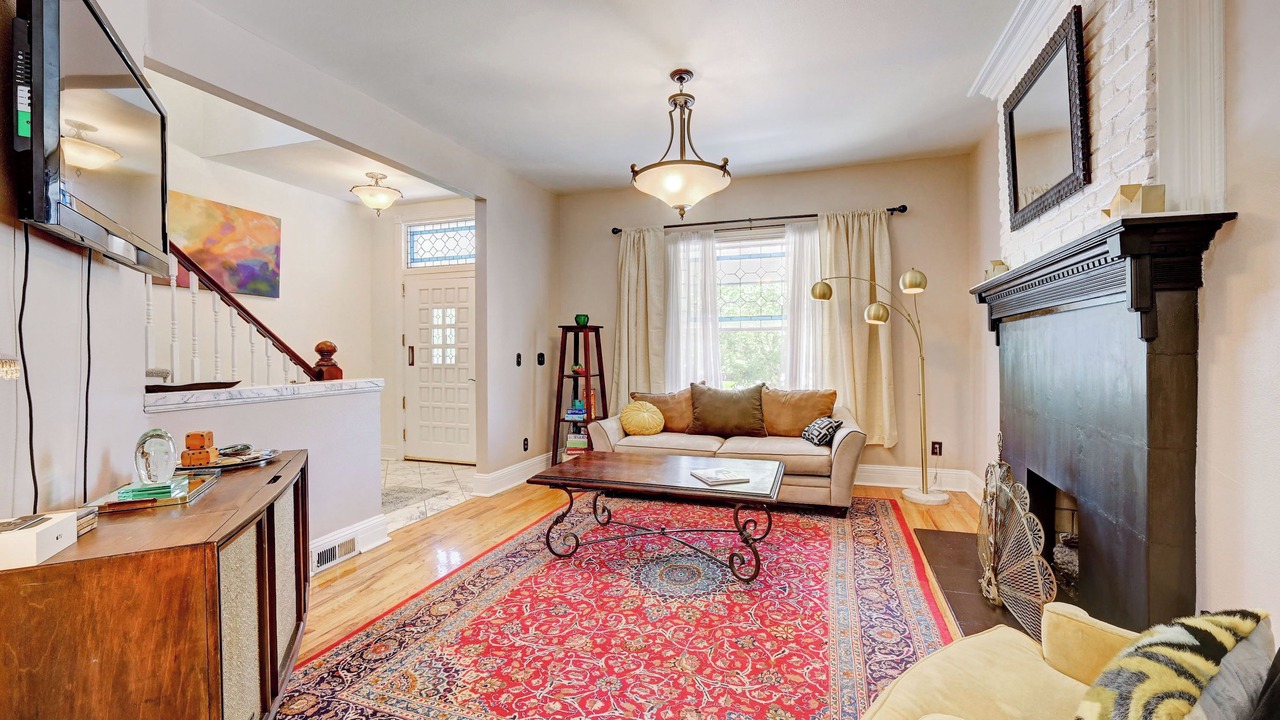 Photo of Livingroom in San Rafael