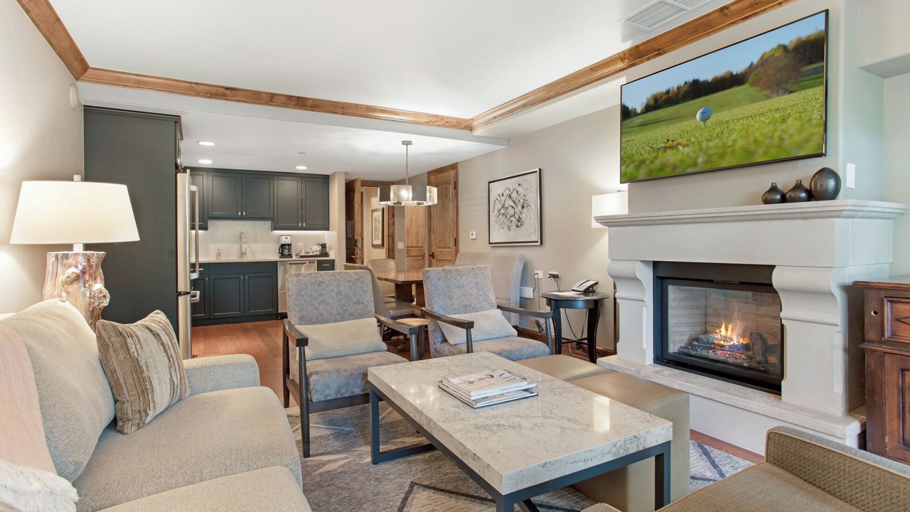 Photo of Livingroom in Vail