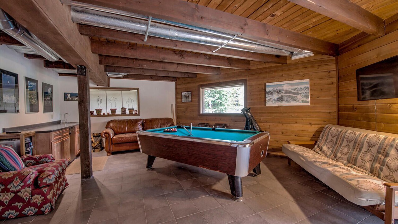 Photo of Livingroom in Valley of the Blue