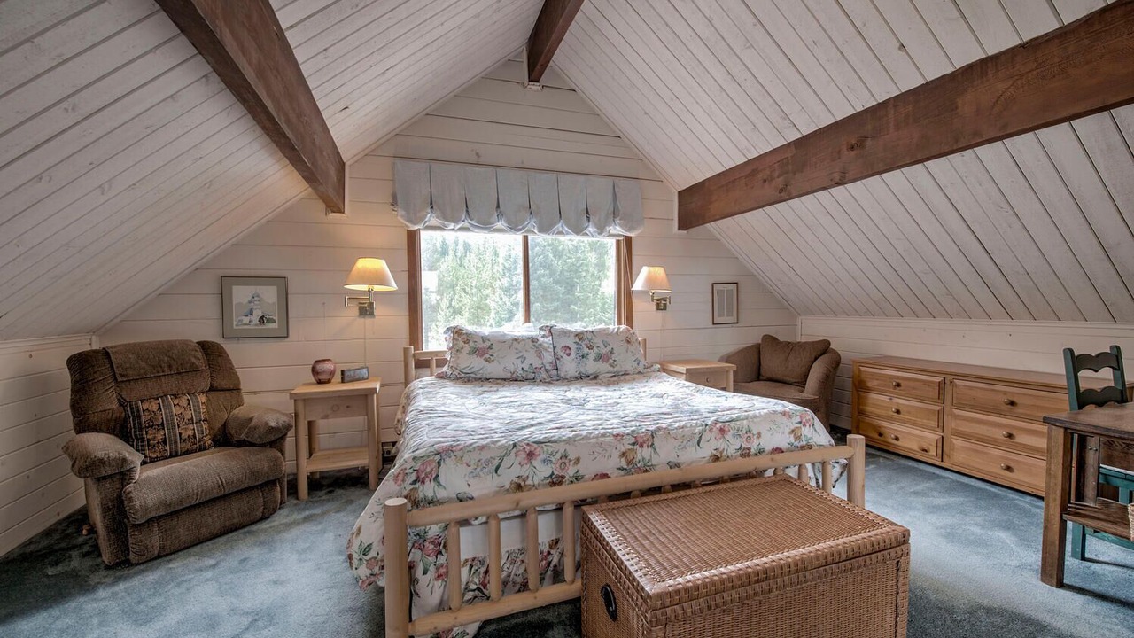 Photo of Bedroom in Valley of the Blue