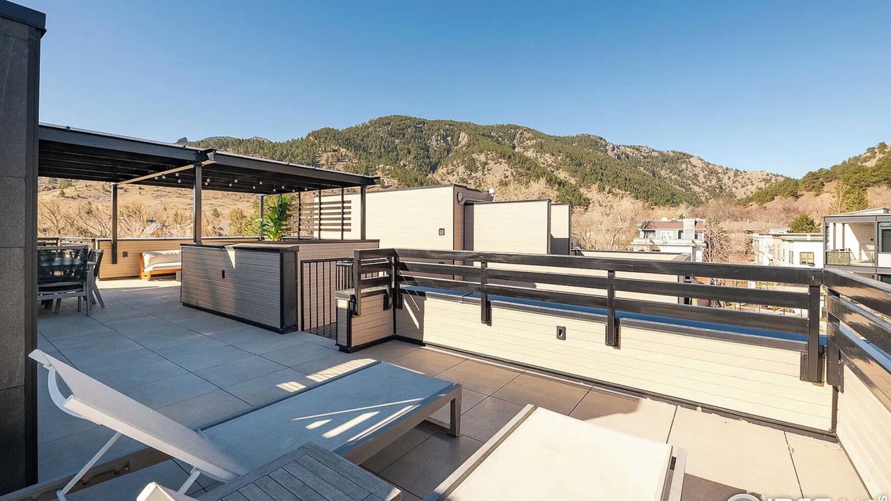 Photo of Patio Balcony in Lower Arapahoe