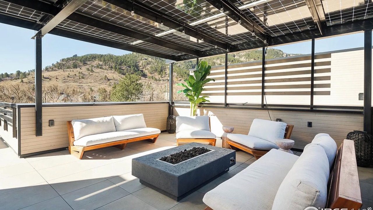 Photo of Patio Balcony in Lower Arapahoe