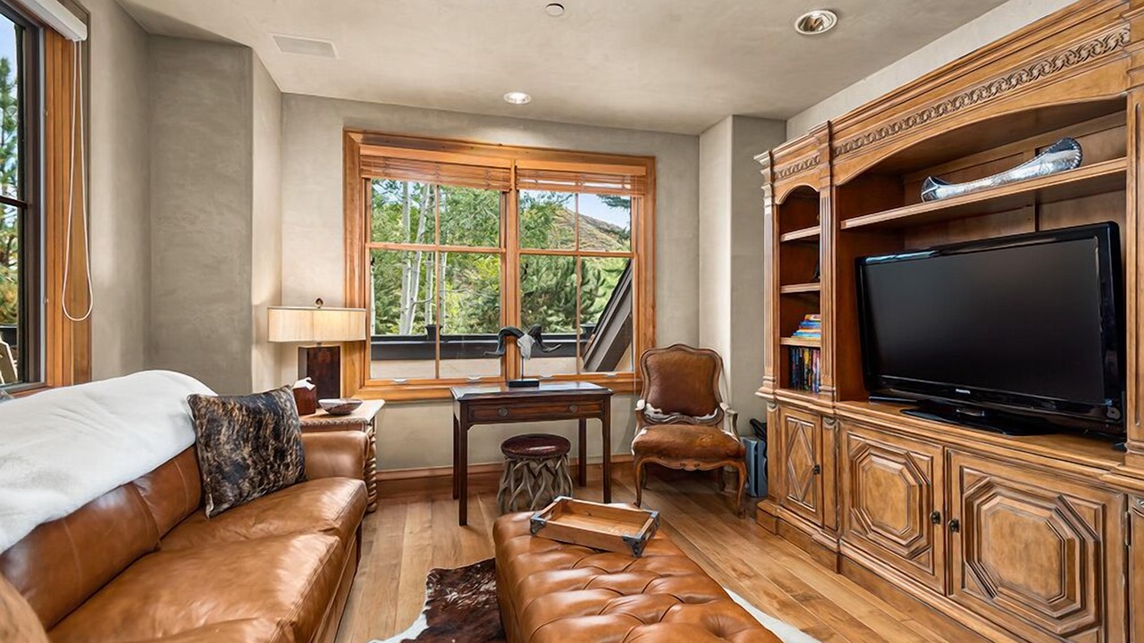Photo of Livingroom in Snowmass Village