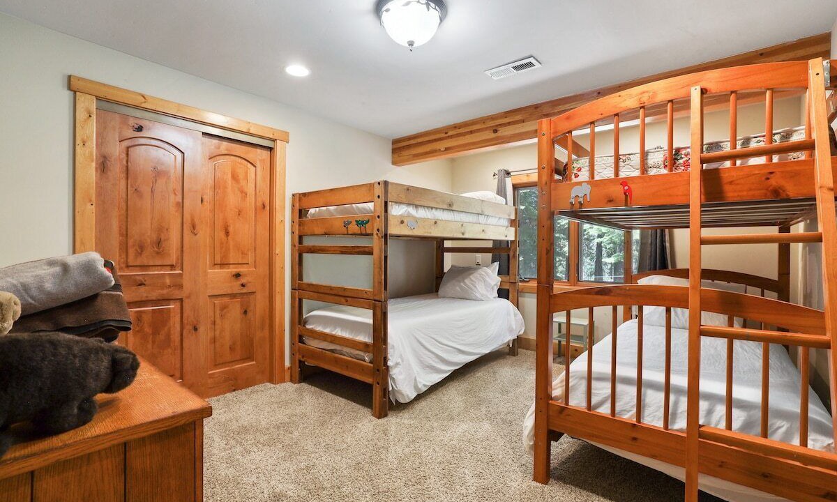 Photo of Others in Chamberlands