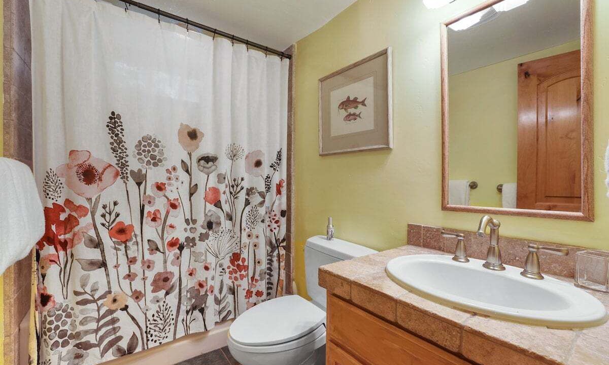 Photo of Bathroom in Chamberlands