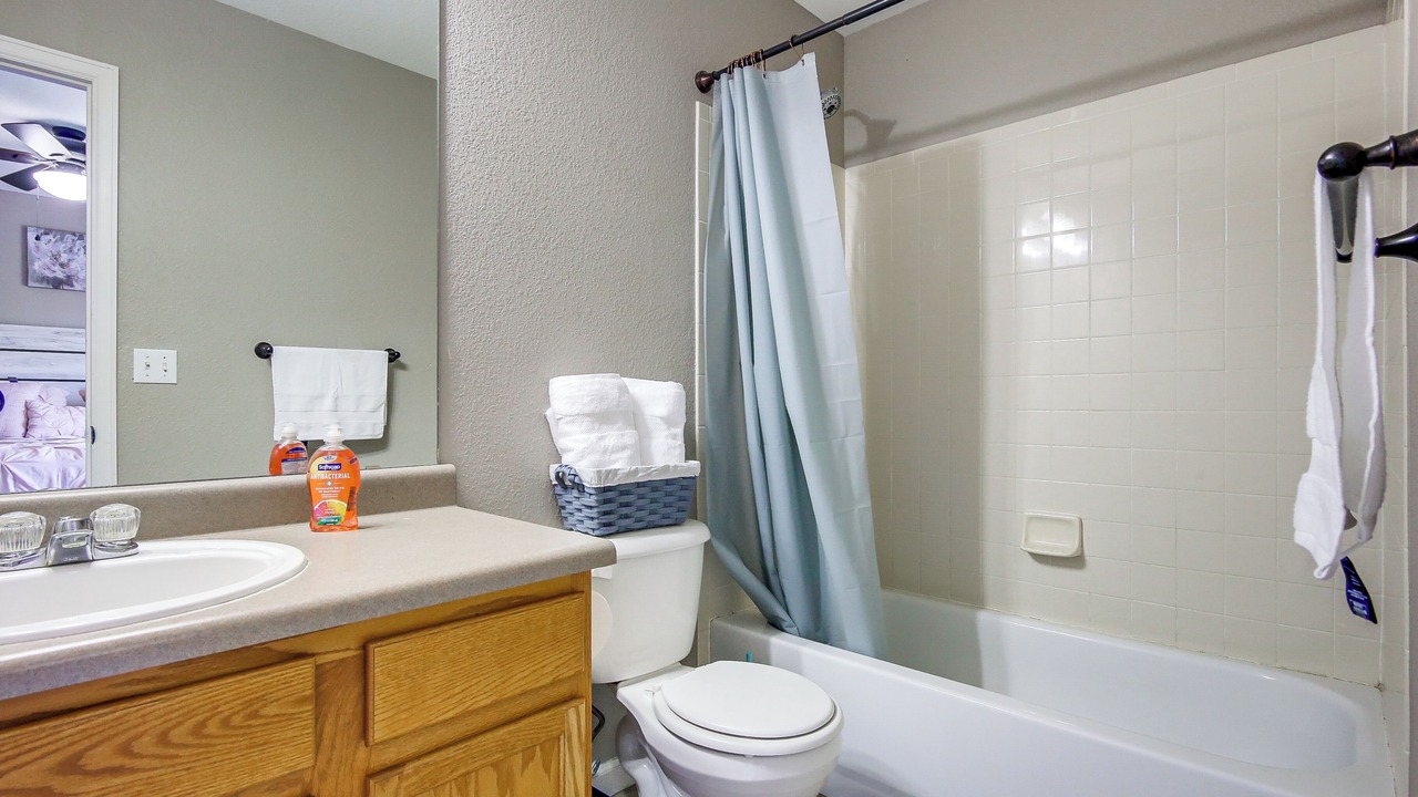 Photo of Bathroom in Commerce City