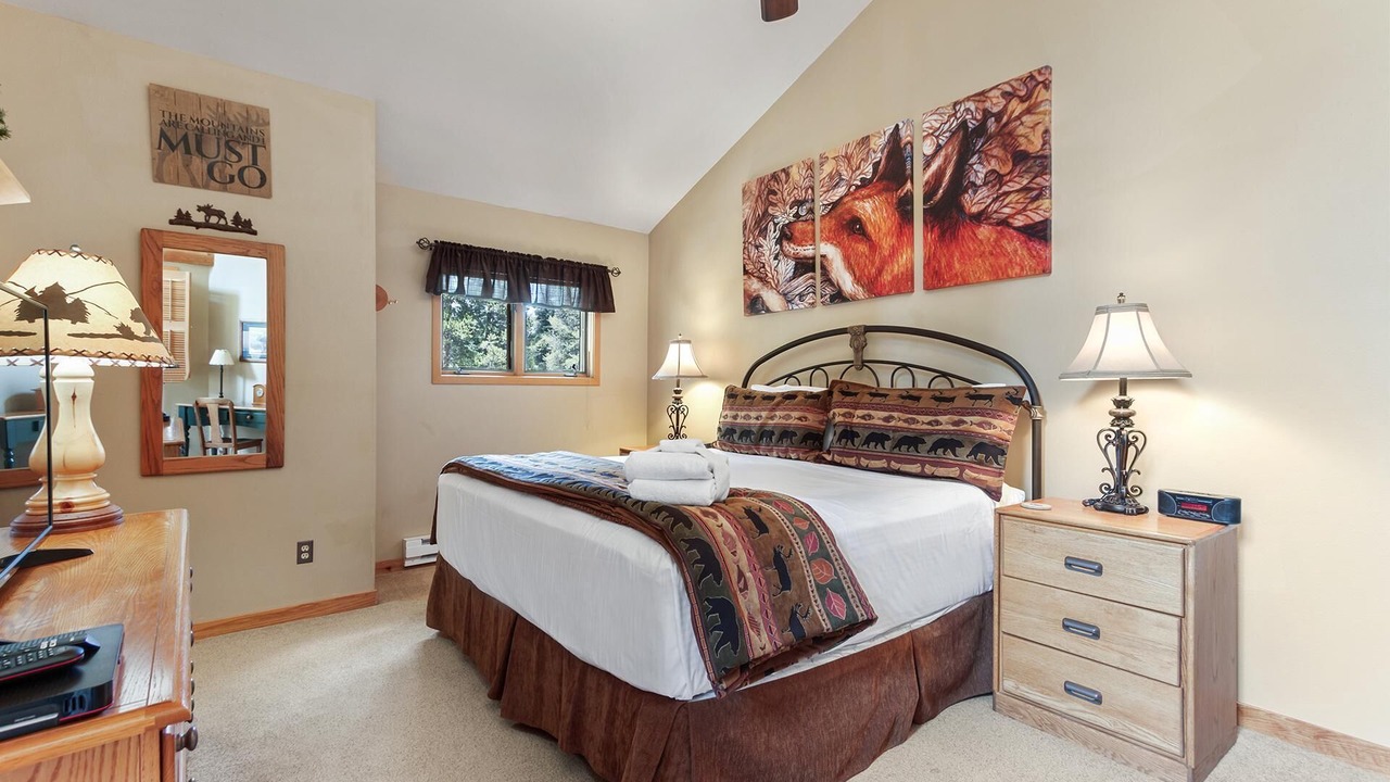Photo of Bedroom in Four O'Clock