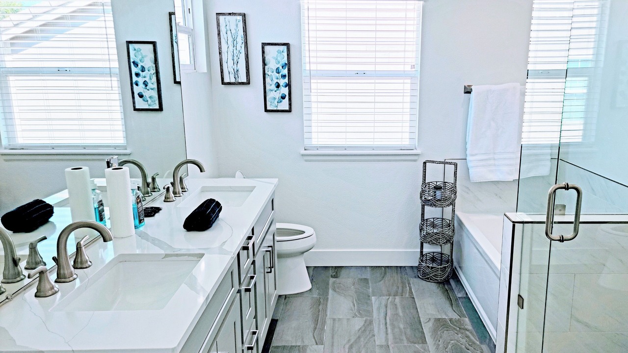 Photo of Bathroom in Green Valley Ranch