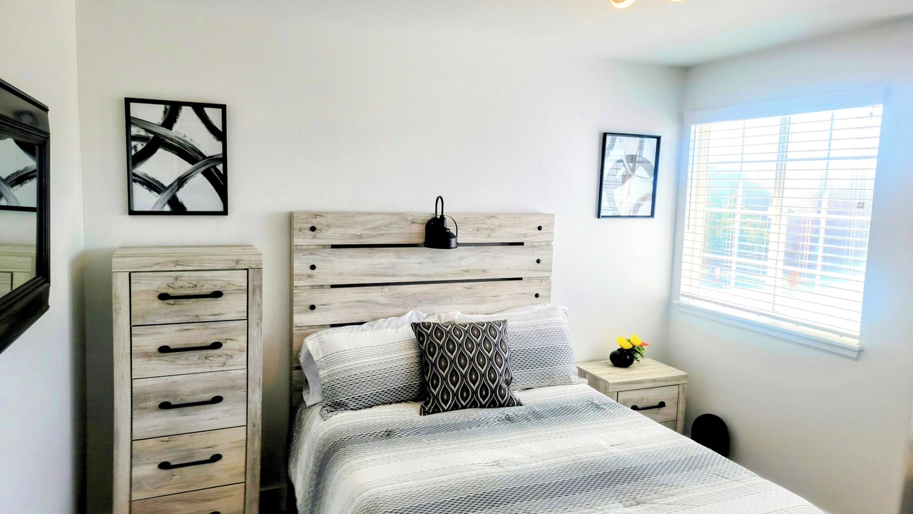 Photo of Bedroom in Green Valley Ranch