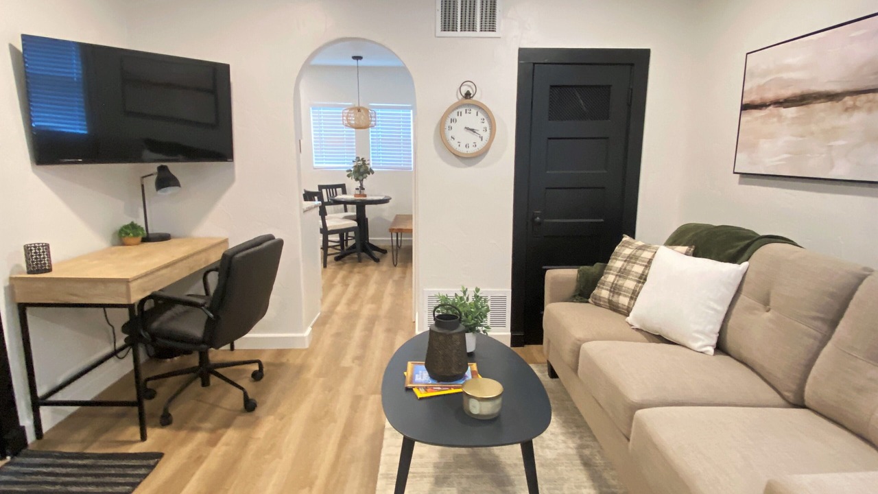 Photo of Livingroom in Central Colorado Springs