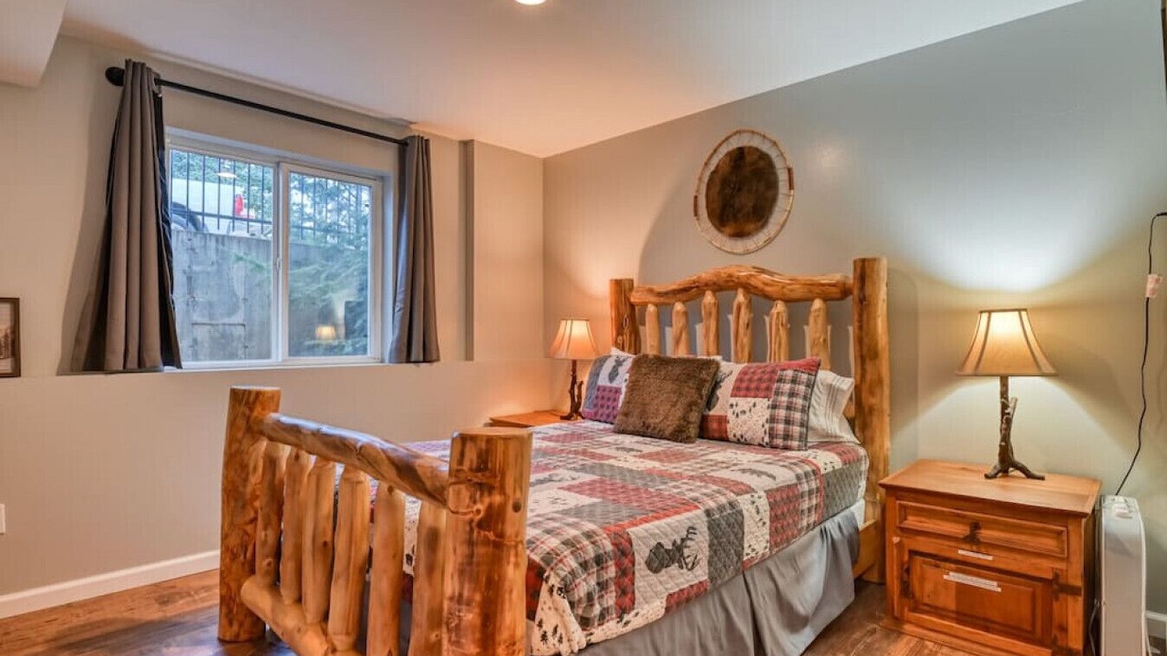 Photo of Bedroom in Green Mountain Falls