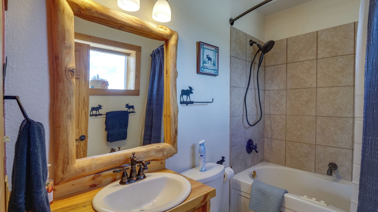 Photo of Bathroom in Alma