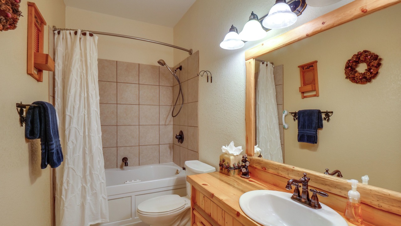 Photo of Bathroom in Alma
