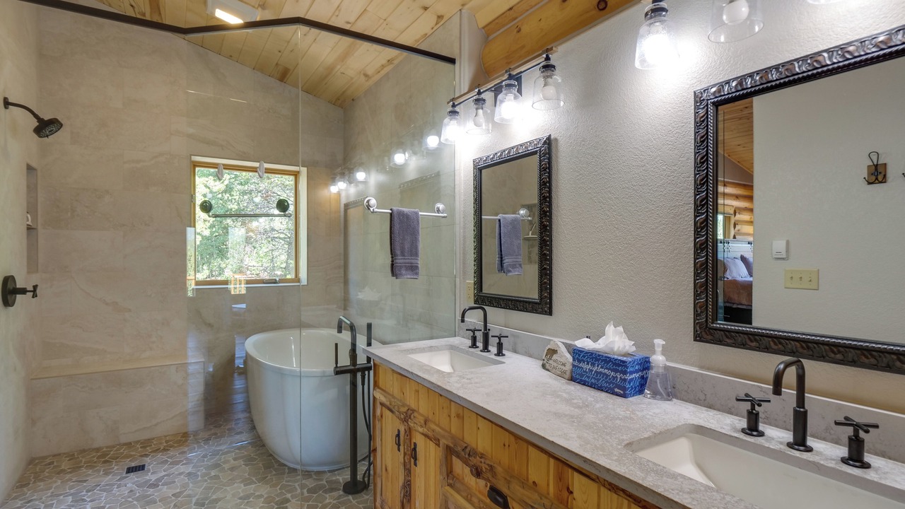 Photo of Bathroom in Alma