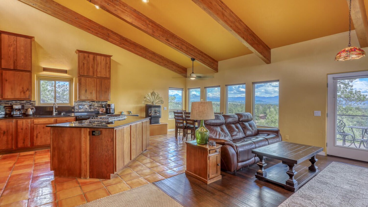 Photo of Livingroom in Pagosa Meadows IV