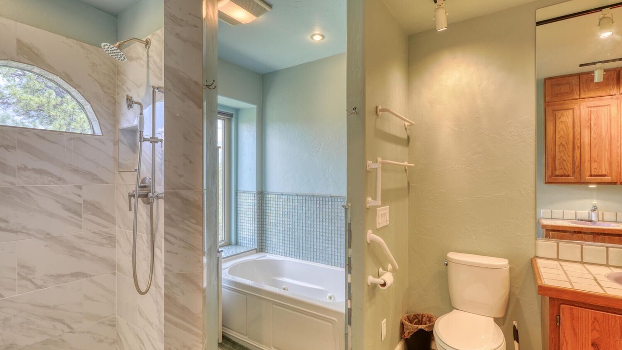 Photo of Bathroom in Pagosa Meadows IV