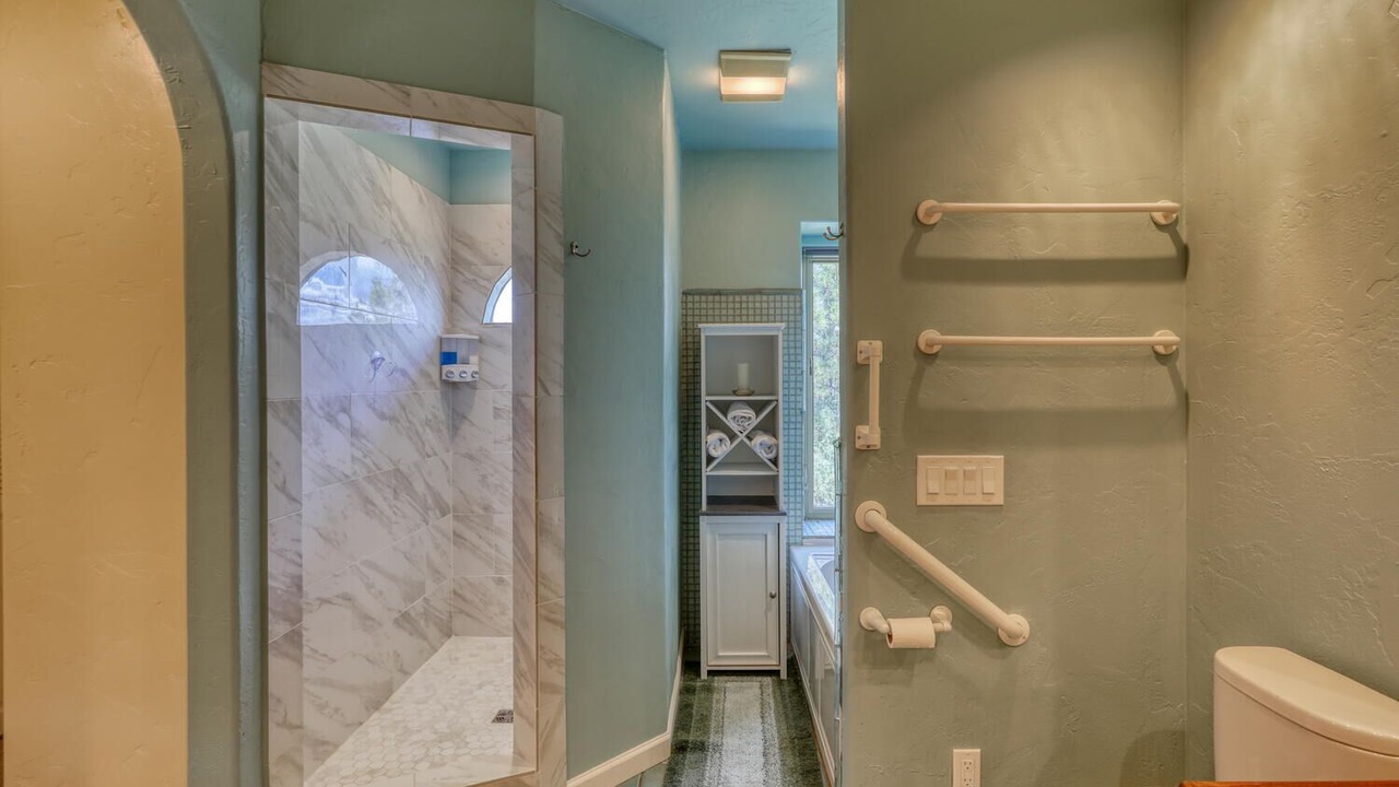 Photo of Bathroom in Pagosa Meadows IV