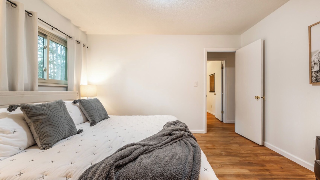 Photo of Bedroom in Colorado Springs