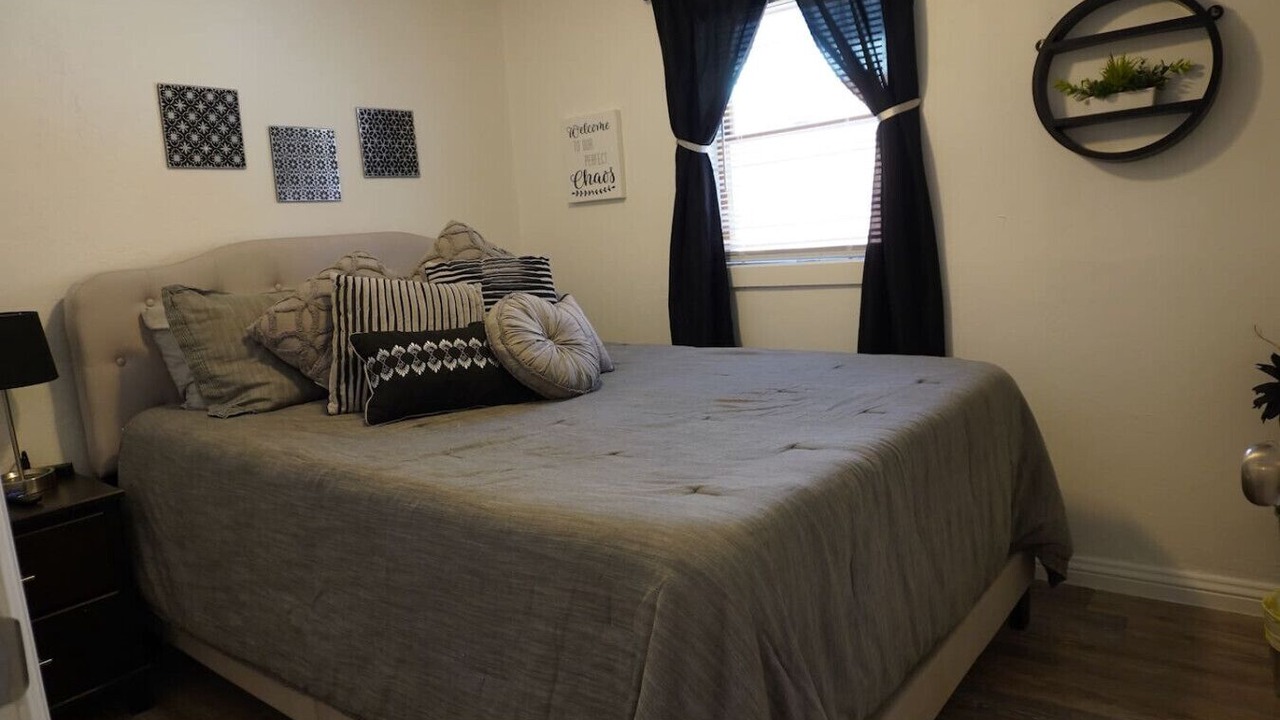 Photo of Bedroom in Berkley