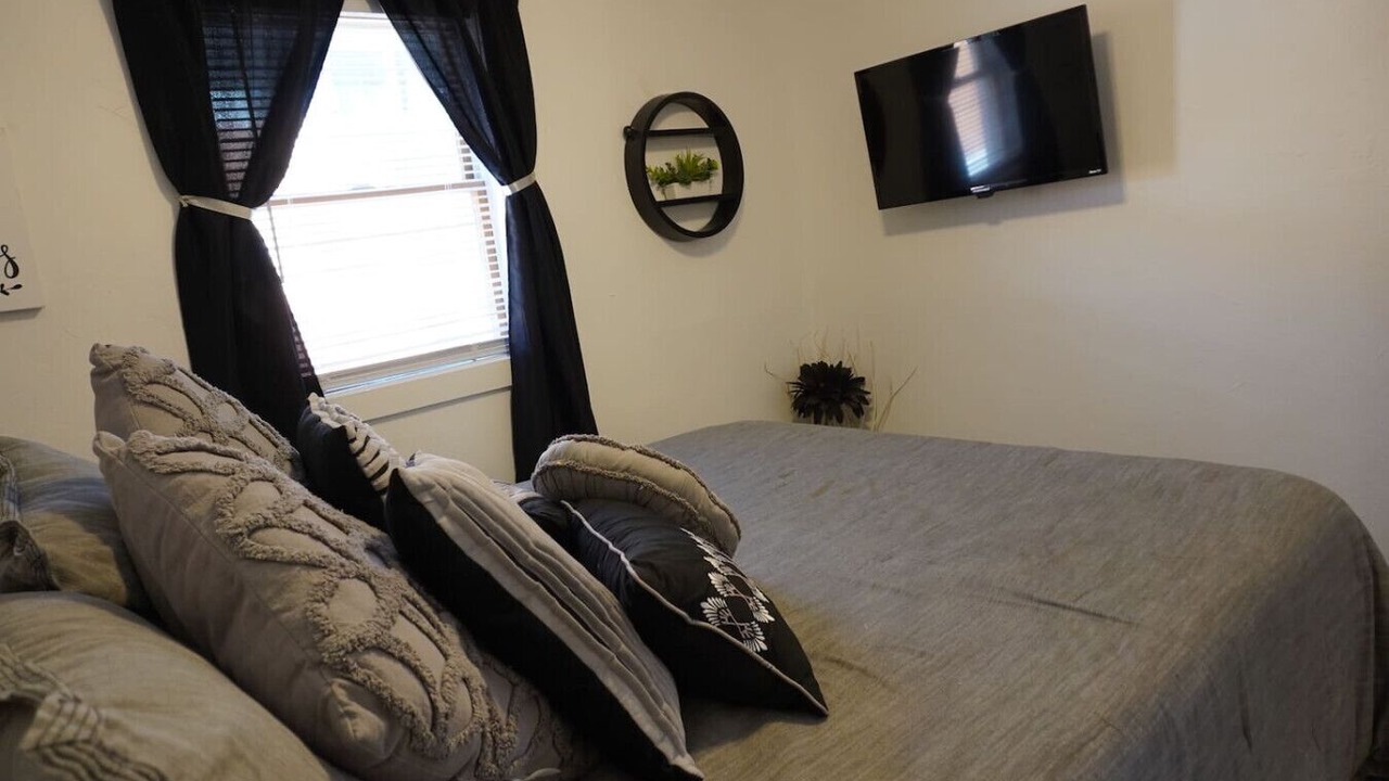 Photo of Bedroom in Berkley
