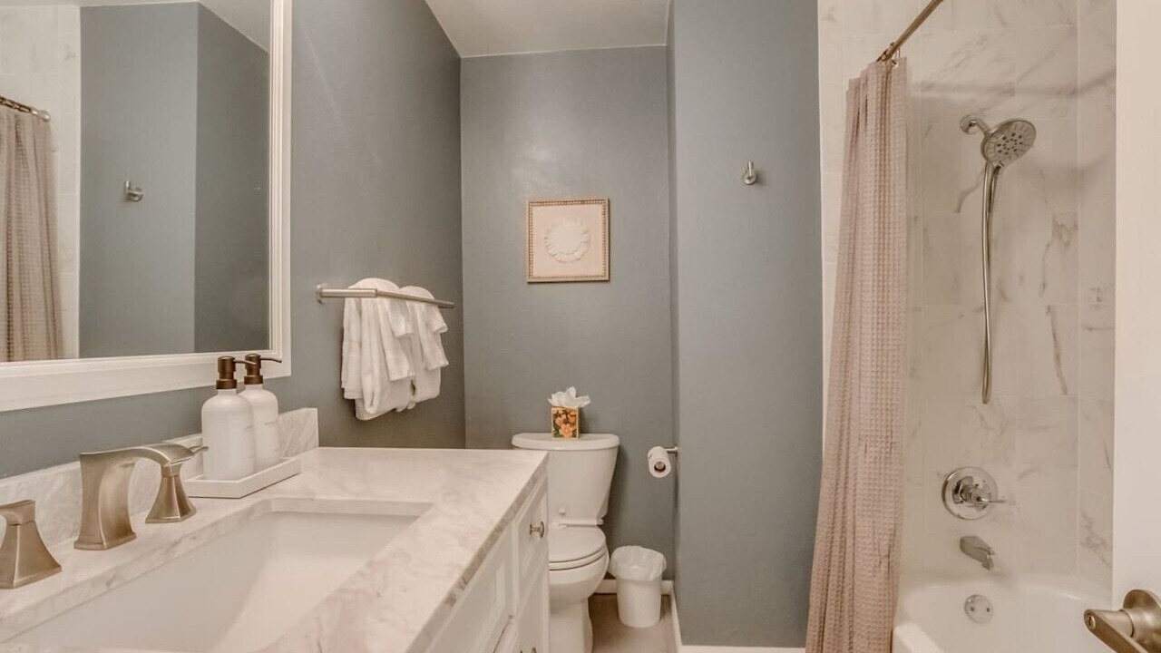 Photo of Bathroom in Arvada