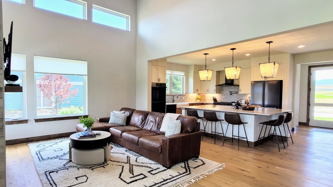 Photo of Livingroom in Grand Elk Ranch