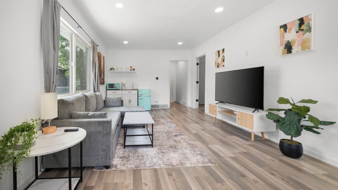 Photo of Livingroom in North Aurora
