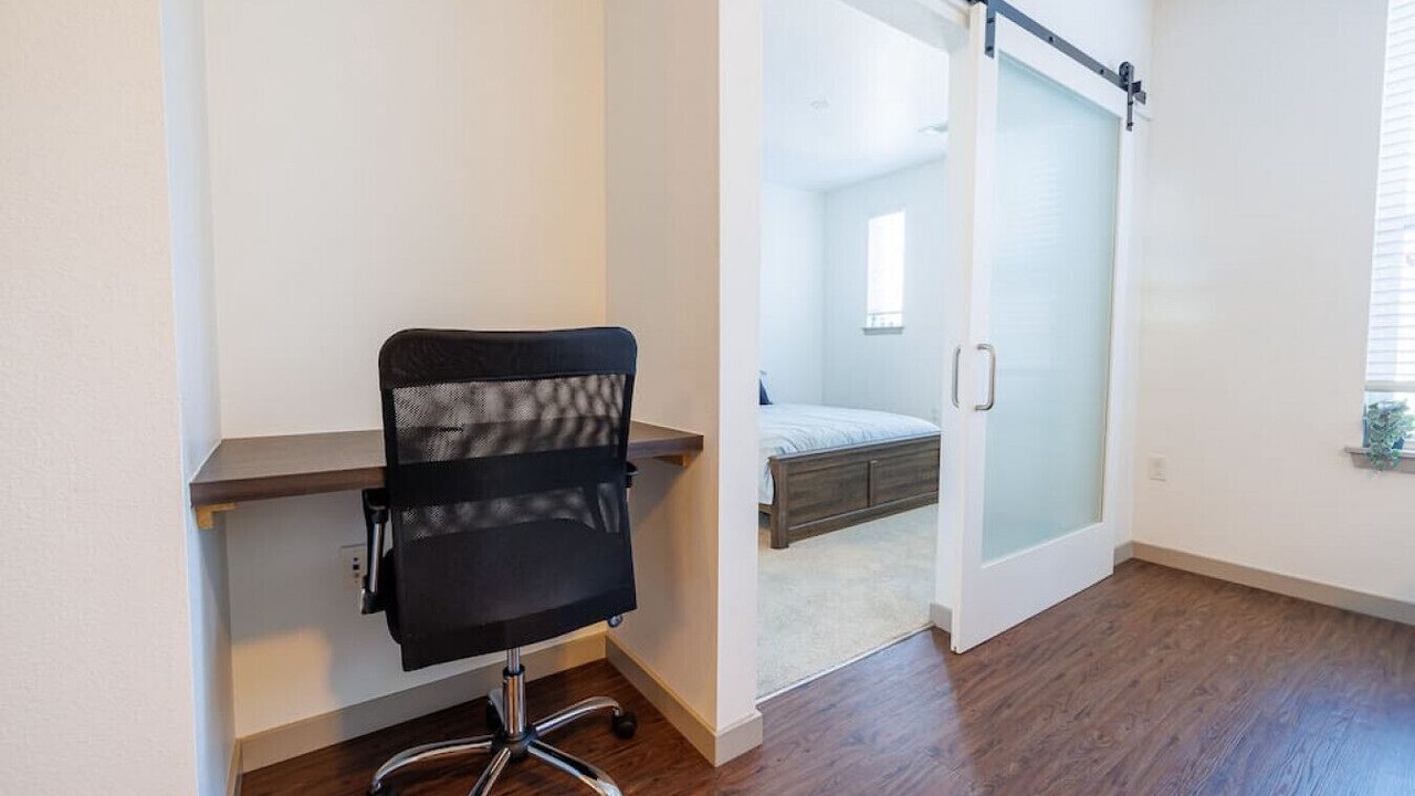 Photo of Bedroom in Five Points