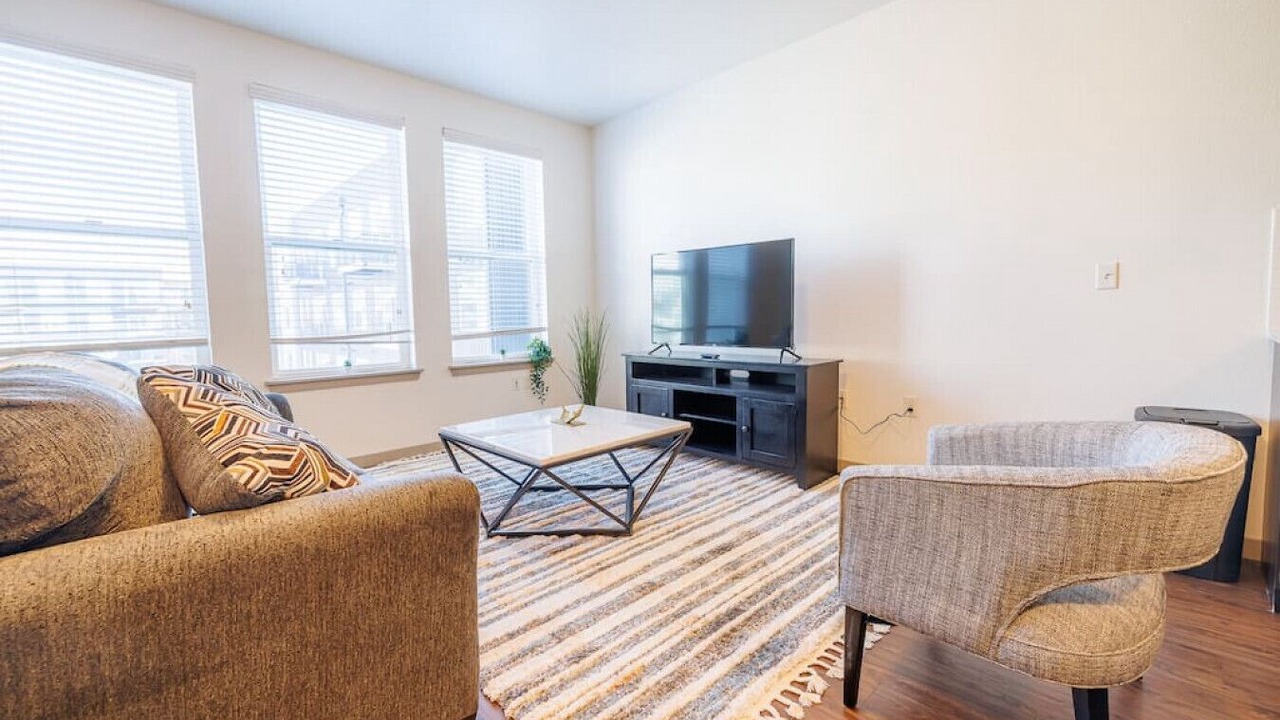 Photo of Livingroom in Five Points