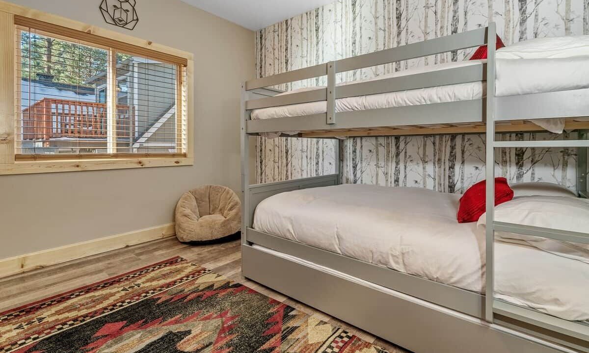 Photo of Bedroom in Big Bear City