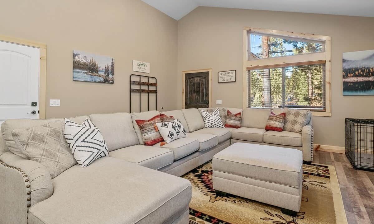 Photo of Livingroom in Big Bear City