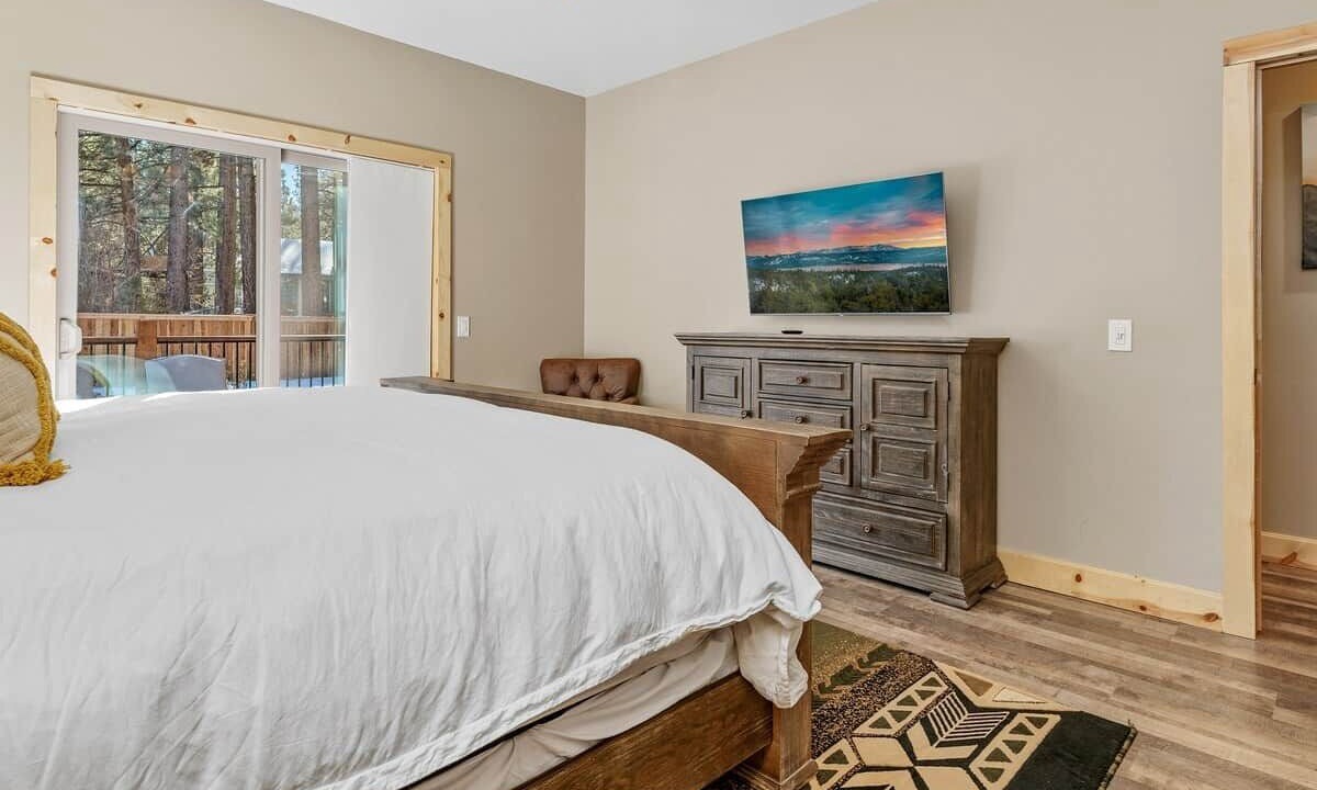 Photo of Bedroom in Big Bear City