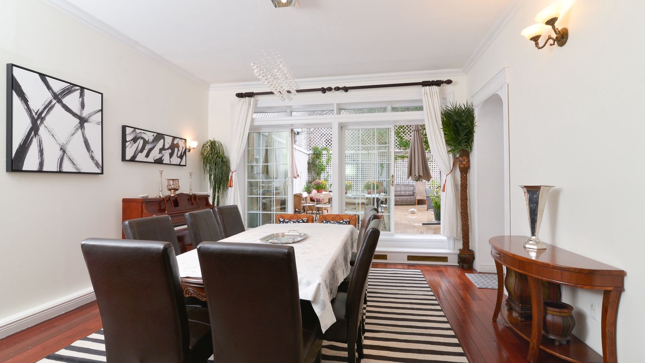 Photo of Livingroom in Upper East Side