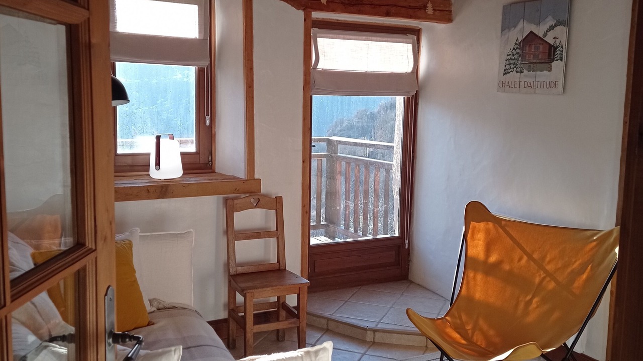 Photo of Livingroom in Great Alpine Road