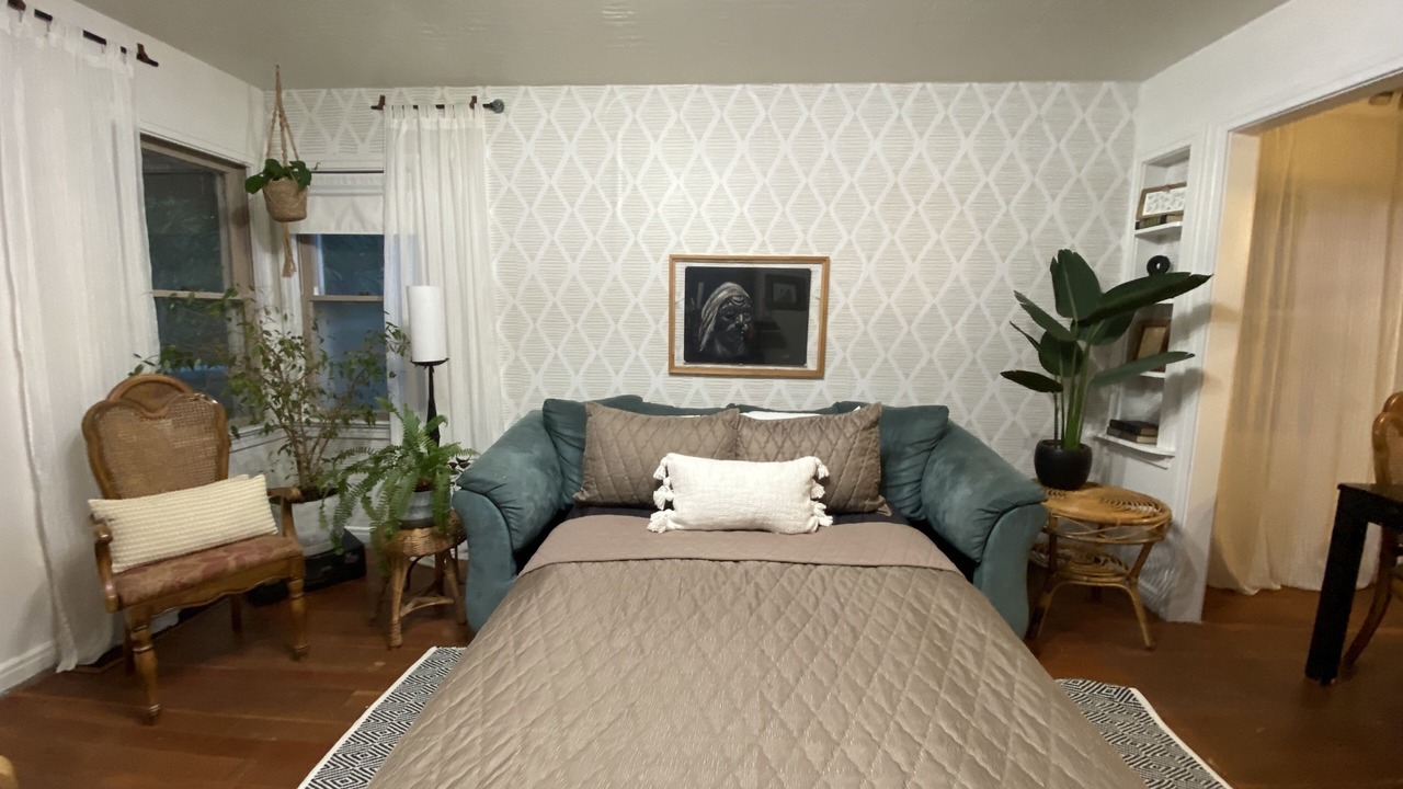 Photo of Bedroom in Cheyenne Canyon