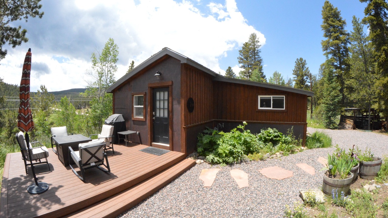 Photo of Outdoor in Black Hawk