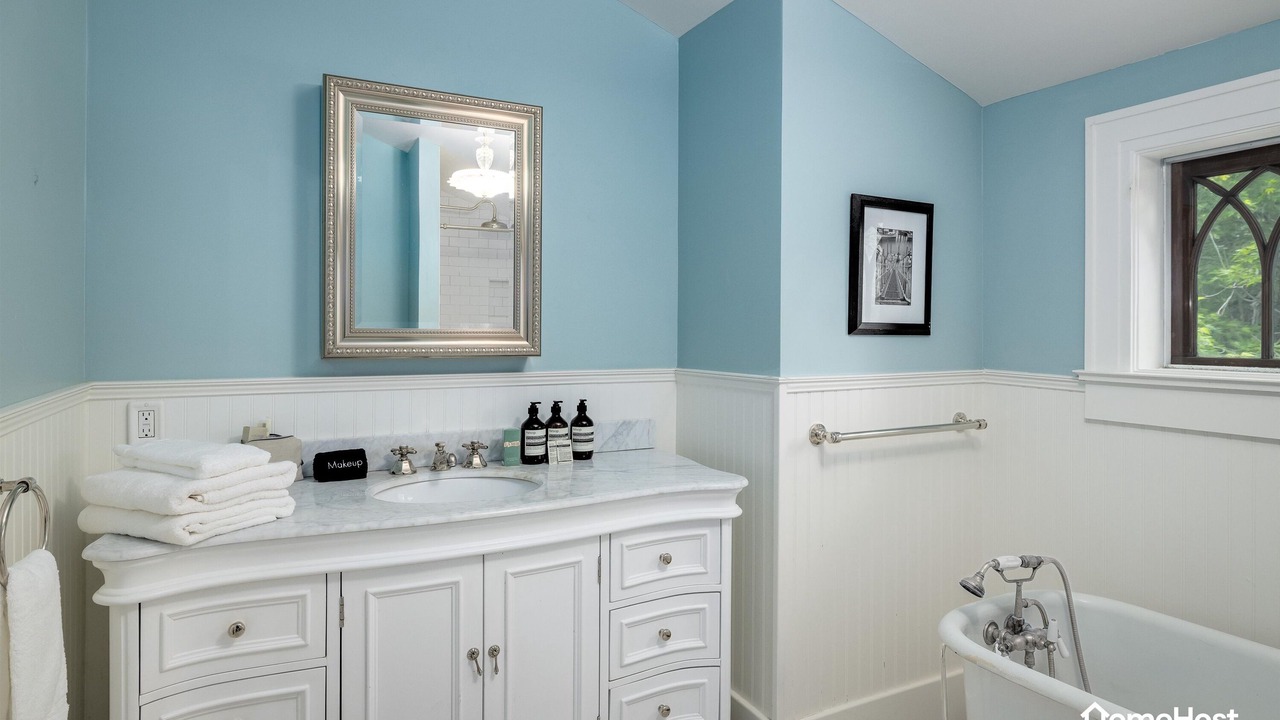 Photo of Bathroom in Lower Arapahoe