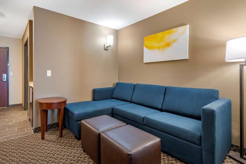Photo of Livingroom in Broomfield