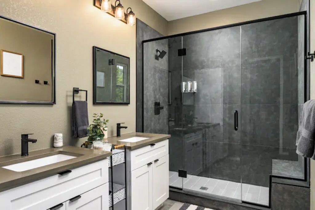 Photo of Bathroom in Bailey