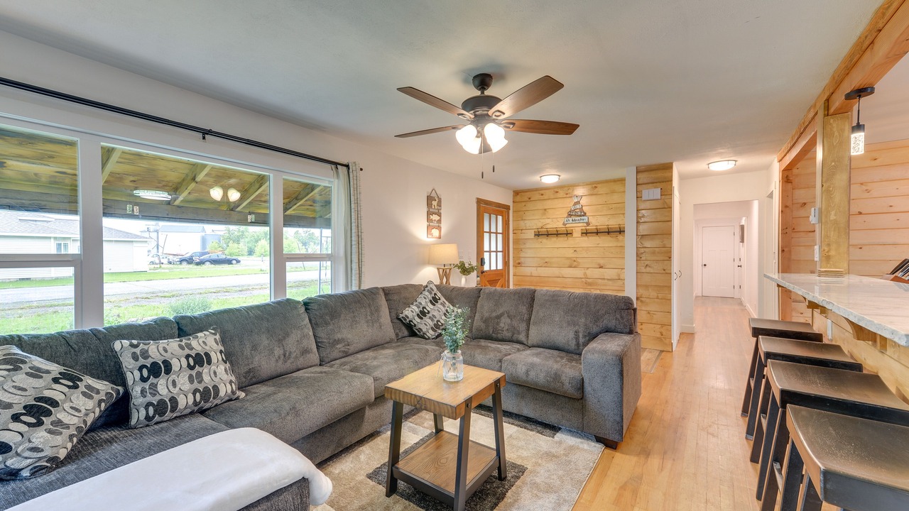 Photo of Livingroom in Ashton