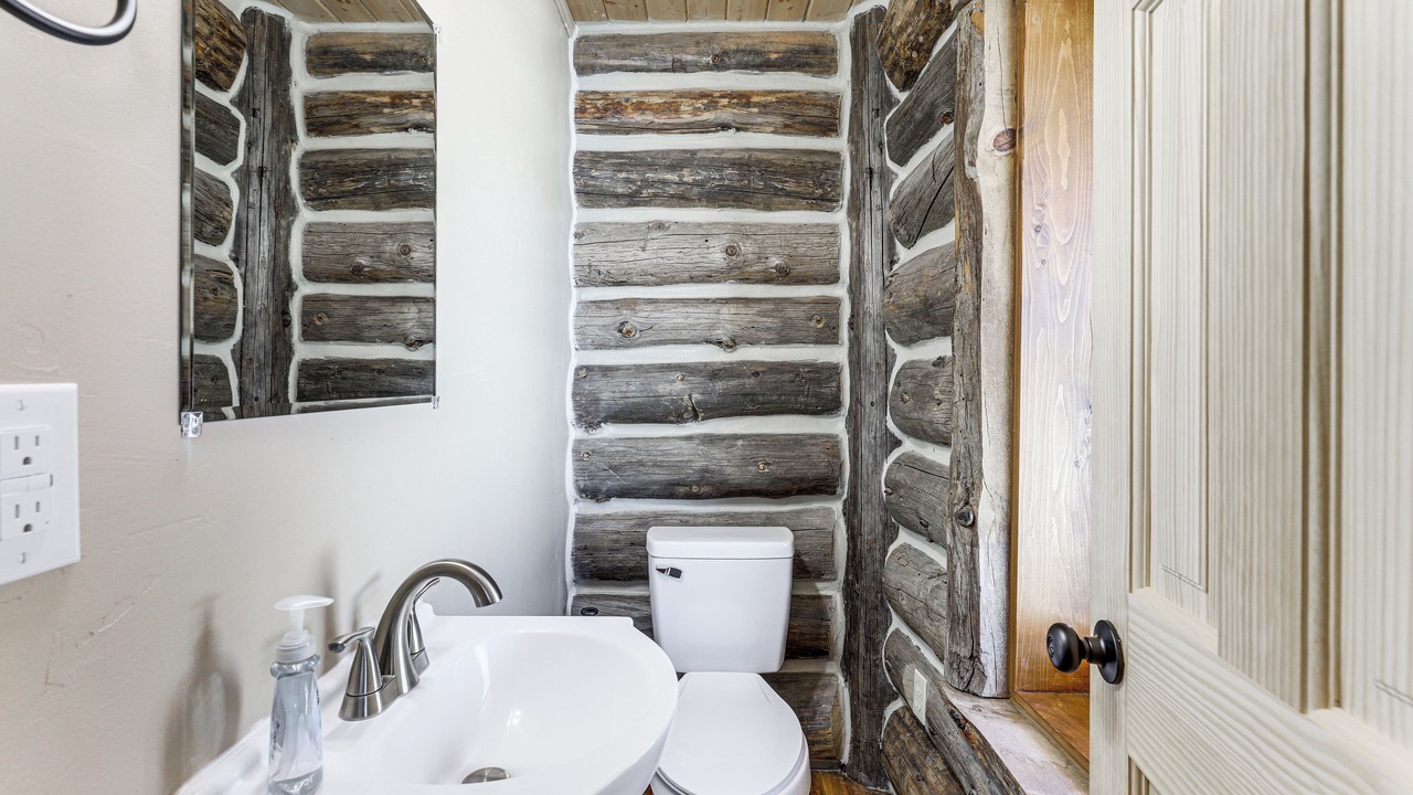 Photo of Bathroom in Glade Park