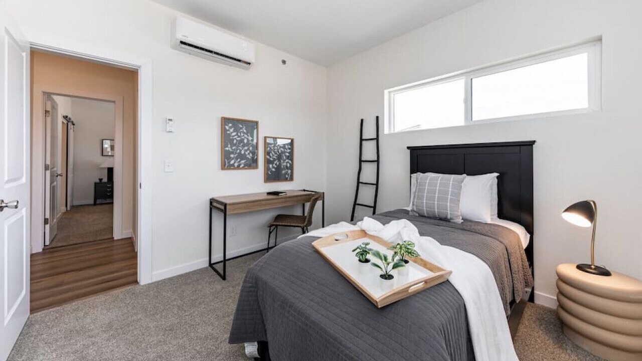 Photo of Bedroom in Mountain Shadows