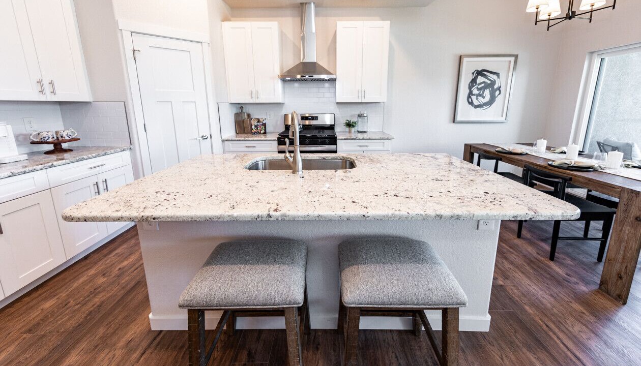 Photo of Kitchen in Mountain Shadows