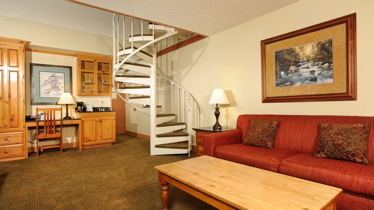 Photo of Bedroom in Lakeside Village