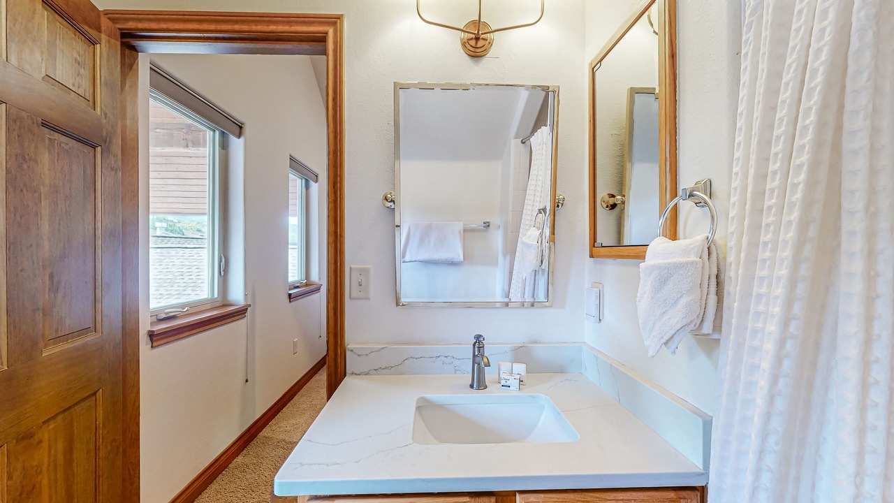 Photo of Bathroom in Willow Grove