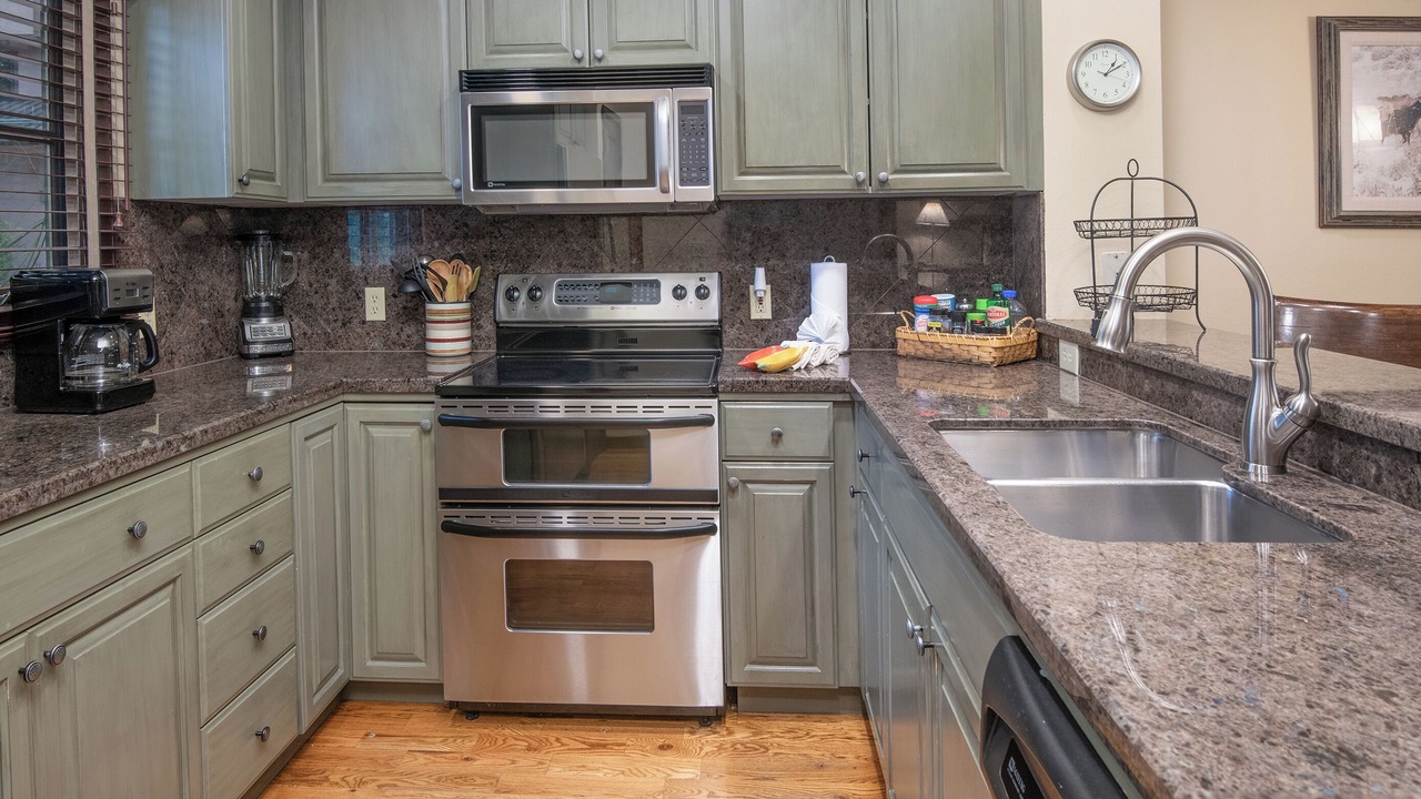 Photo of Kitchen in Highlands Townhomes