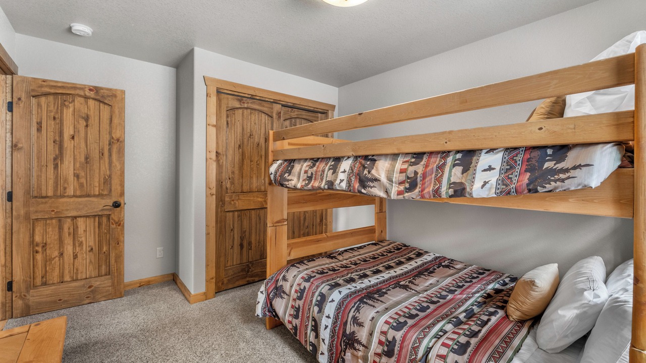 Photo of Bedroom in Valley of the Sun
