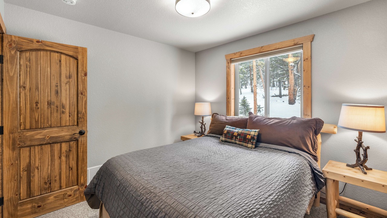 Photo of Bedroom in Valley of the Sun